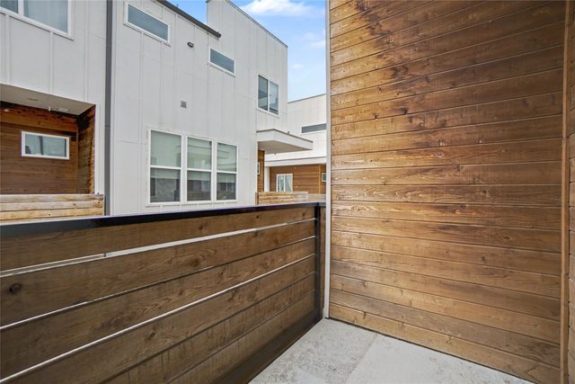 1510 N Washington Avenue 203, Dallas, TX 75204
