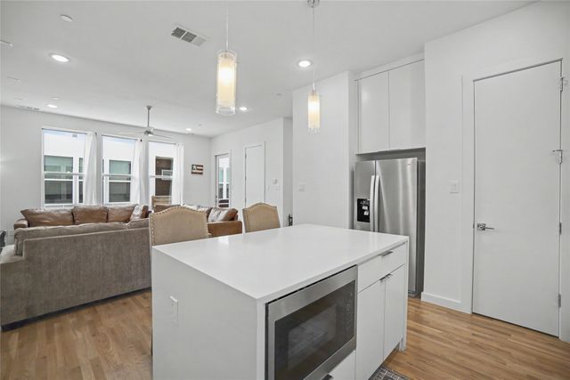 1510 N Washington Avenue 203, Dallas, TX 75204