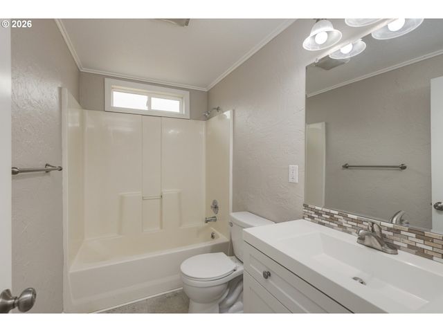 12566 Se 27TH Ave, Milwaukie, OR 97222