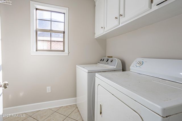 135 Pleasant View Drive, Lafayette, LA 70503