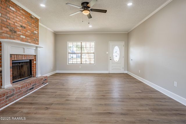 135 Pleasant View Drive, Lafayette, LA 70503