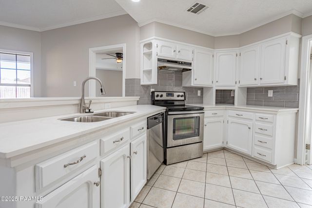 135 Pleasant View Drive, Lafayette, LA 70503