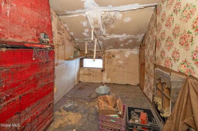 123 Ecker Hollow Road, Middleburgh, NY 12157