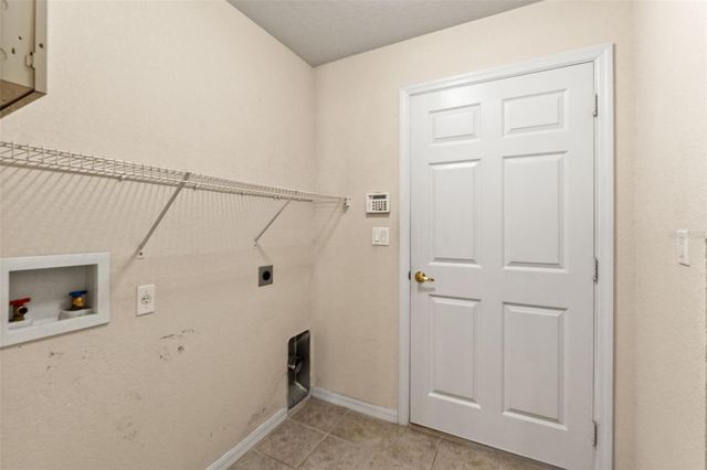 1920 HAMMOCKS AVENUE 1002, Lutz, FL 33549