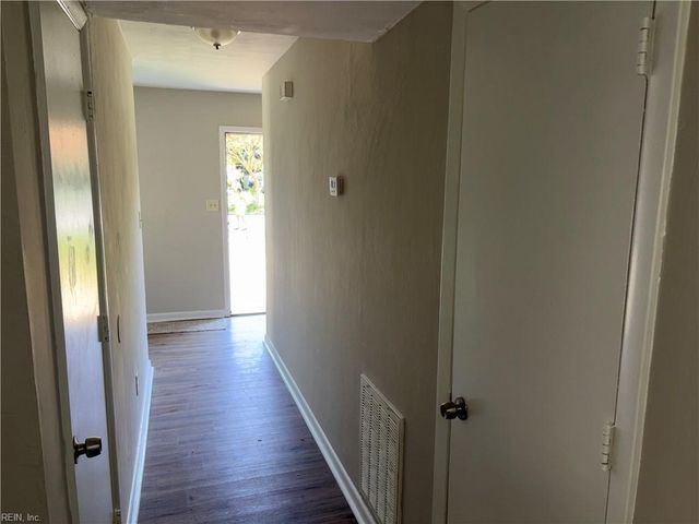 857 28 ST, Newport News, VA 23607