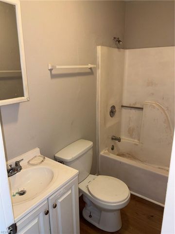 857 28 ST, Newport News, VA 23607