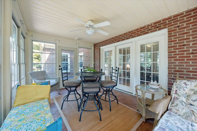 2229 Shannawood Drive, Lexington, KY 40513