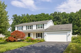 153 Redcedar Drive, Greece, NY 14616