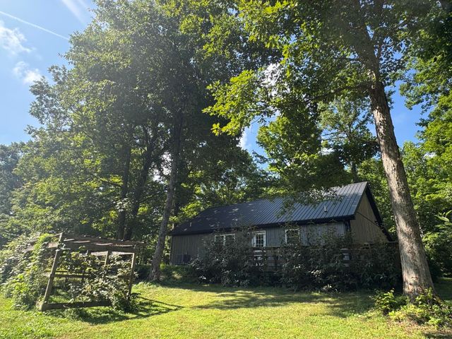 378 Shugars Hill Road, Liberty, KY 42539