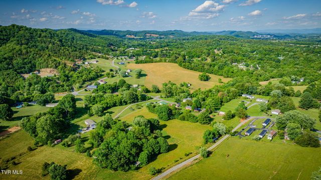 1322 Big Hollow Road, Blountville, TN 37617