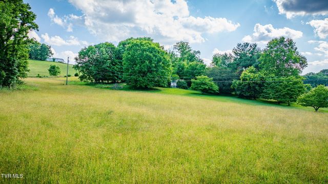 1322 Big Hollow Road, Blountville, TN 37617