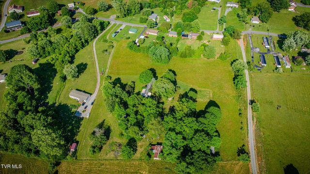 1322 Big Hollow Road, Blountville, TN 37617