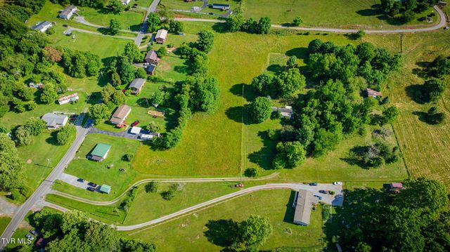 1322 Big Hollow Road, Blountville, TN 37617