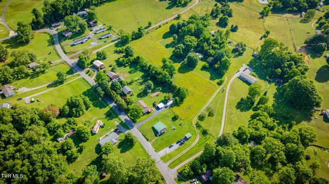 1322 Big Hollow Road, Blountville, TN 37617
