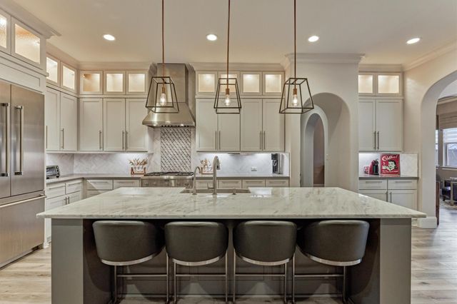 26 Spring Basket Trail, The Woodlands, TX 77389