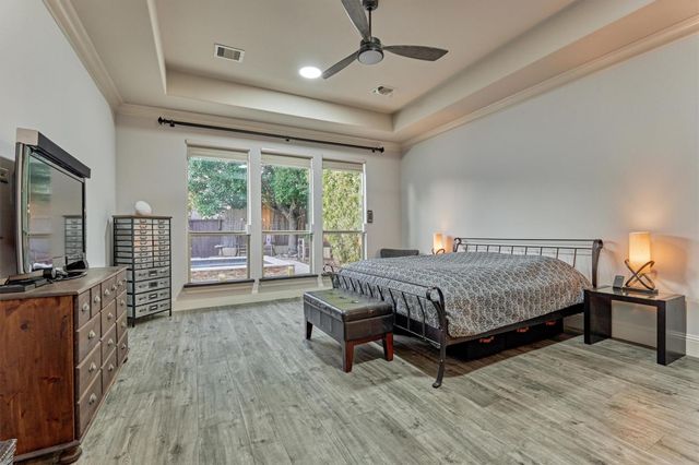 26 Spring Basket Trail, The Woodlands, TX 77389