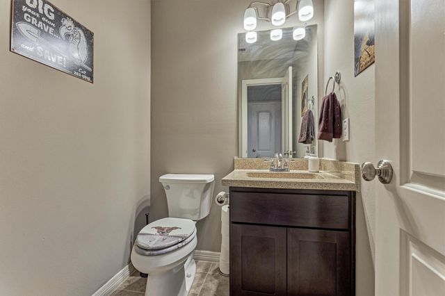 26 Spring Basket Trail, The Woodlands, TX 77389