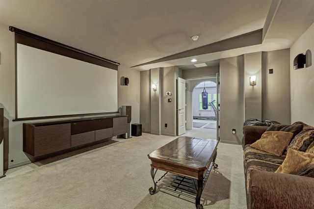 26 Spring Basket Trail, The Woodlands, TX 77389