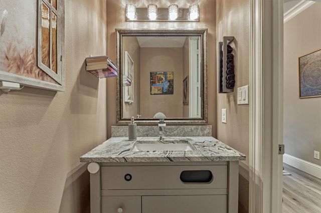 26 Spring Basket Trail, The Woodlands, TX 77389