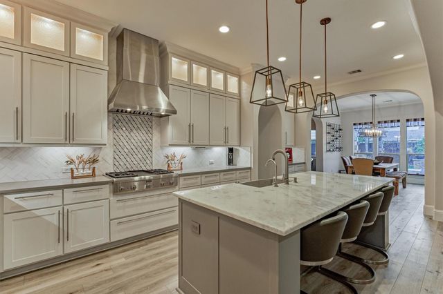 26 Spring Basket Trail, The Woodlands, TX 77389