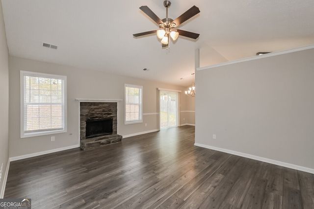 509 Sarahs Lane, Locust Grove, GA 30248