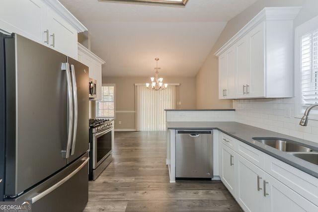 509 Sarahs Lane, Locust Grove, GA 30248