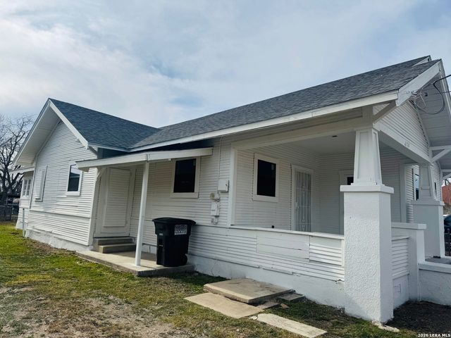 4219 S Presa, San Antonio, TX 78223