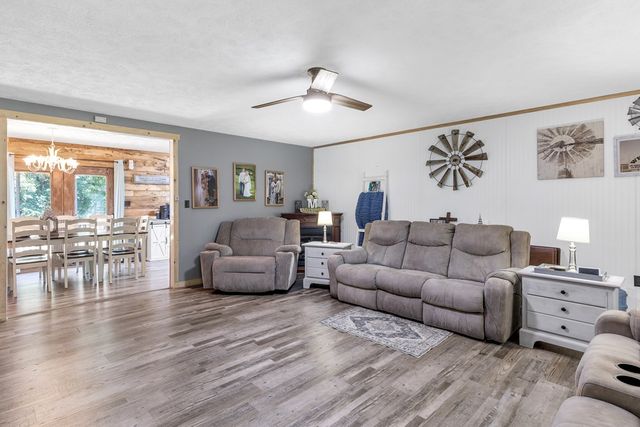 12084 Johnson Mill Rd, Crofton, KY 42217