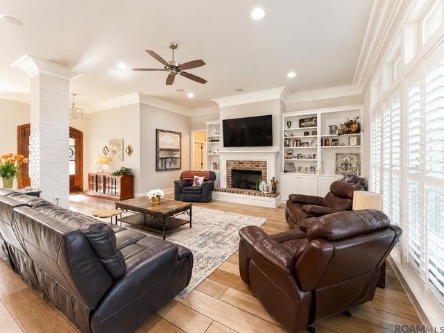 25661 Wax Rd, Denham Springs, LA 70726