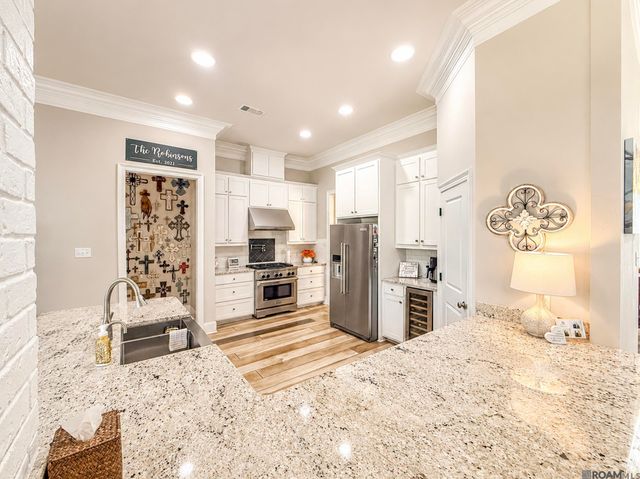 25661 Wax Rd, Denham Springs, LA 70726