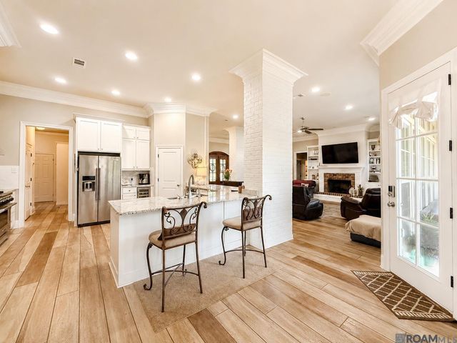 25661 Wax Rd, Denham Springs, LA 70726