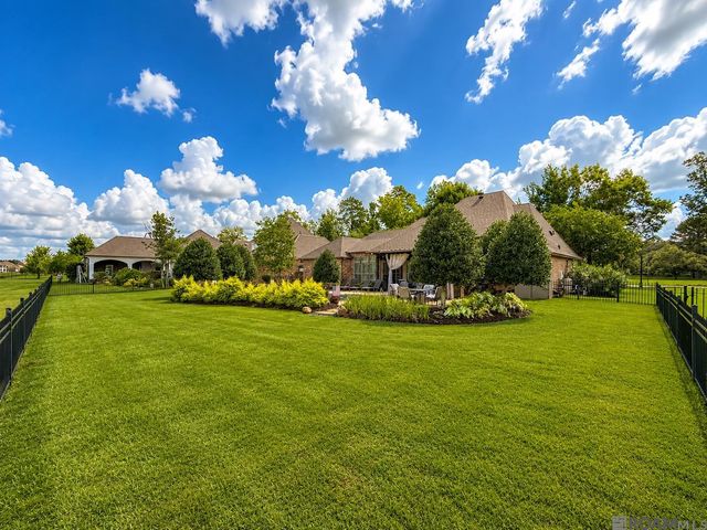 25661 Wax Rd, Denham Springs, LA 70726