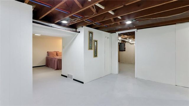 1435 Mckinley Road, Eau Claire, WI 54703