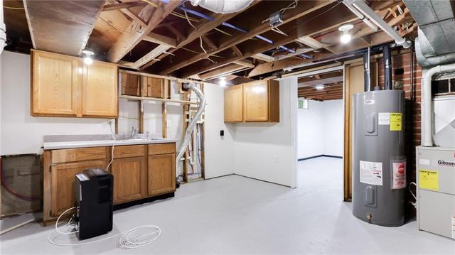 1435 Mckinley Road, Eau Claire, WI 54703