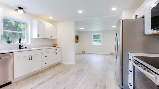 1435 Mckinley Road, Eau Claire, WI 54703