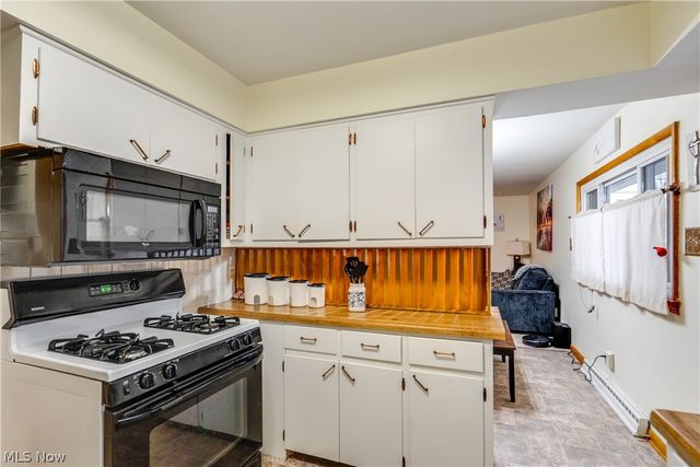 73 Kline Avenue, Mogadore, OH 44260