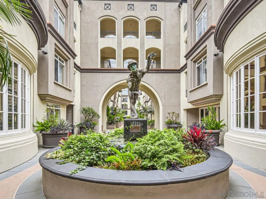 9293 Regents Rd C108, La Jolla, CA 92037