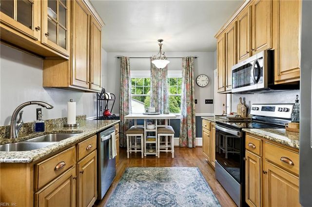 52 Alleghany Rd, Hampton, VA 23661