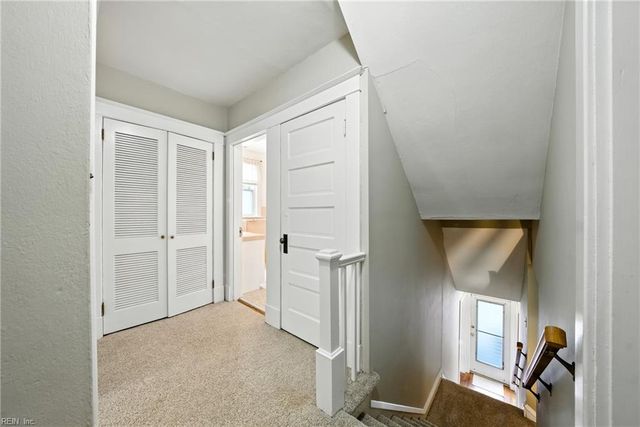 52 Alleghany Rd, Hampton, VA 23661