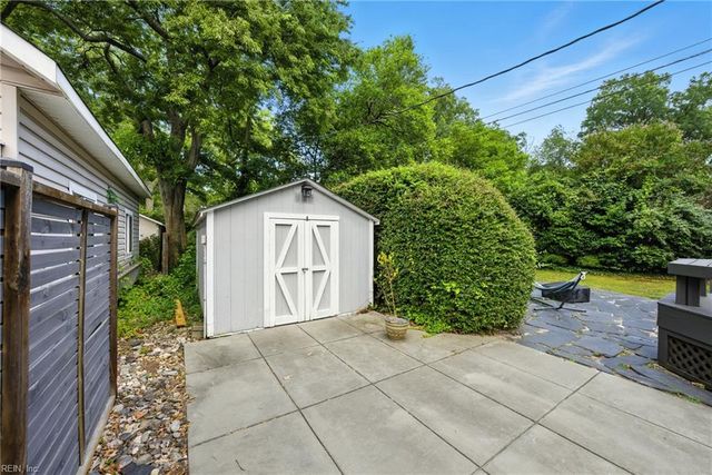 52 Alleghany Rd, Hampton, VA 23661