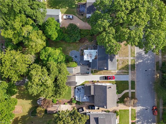 52 Alleghany Rd, Hampton, VA 23661
