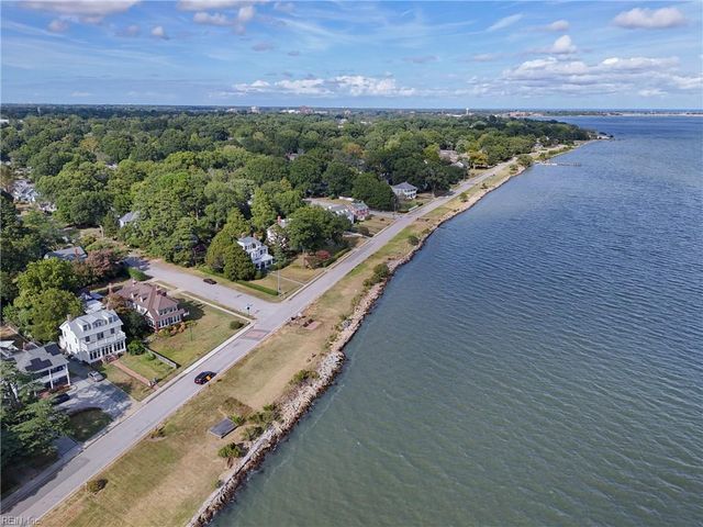 52 Alleghany Rd, Hampton, VA 23661