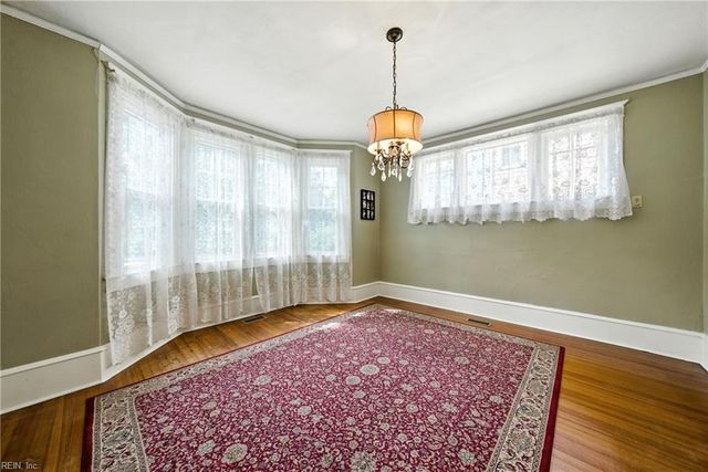 52 Alleghany Rd, Hampton, VA 23661