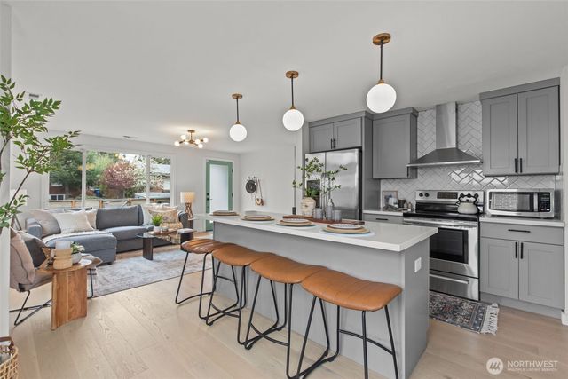 4707 S Brandon Street, Seattle, WA 98118