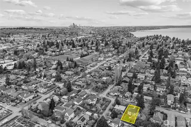 4707 S Brandon Street, Seattle, WA 98118