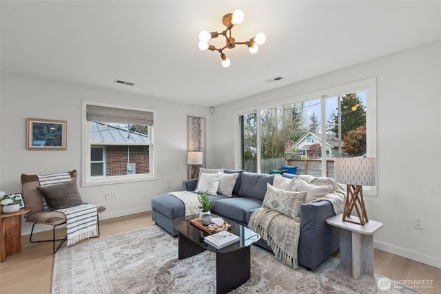 4707 S Brandon Street, Seattle, WA 98118