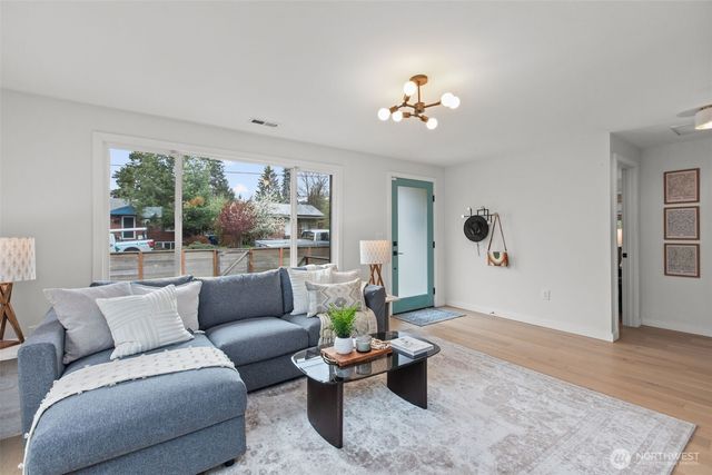 4707 S Brandon Street, Seattle, WA 98118