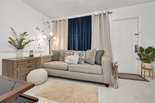 2420 NW 22nd Rd, Fort Lauderdale, FL 33311