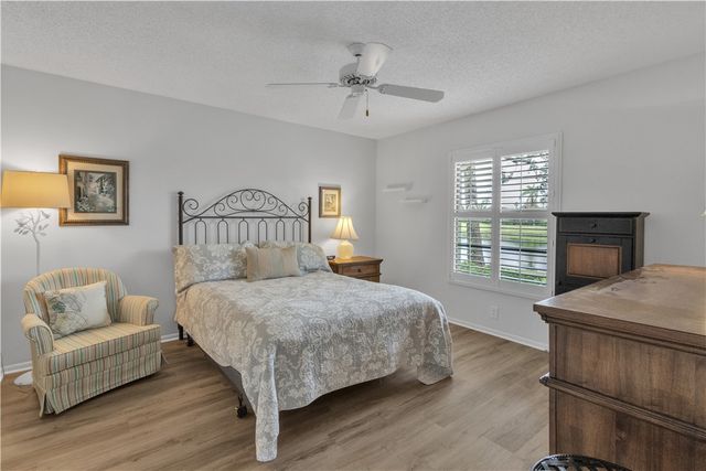 38 Plantation Drive 101, Vero Beach, FL 32966