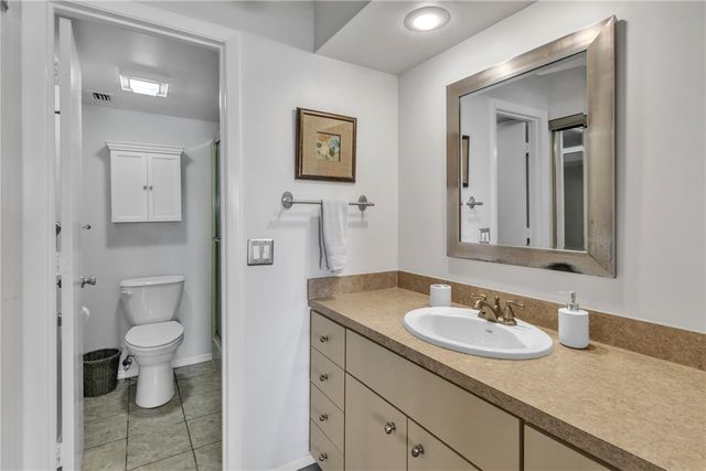 38 Plantation Drive 101, Vero Beach, FL 32966